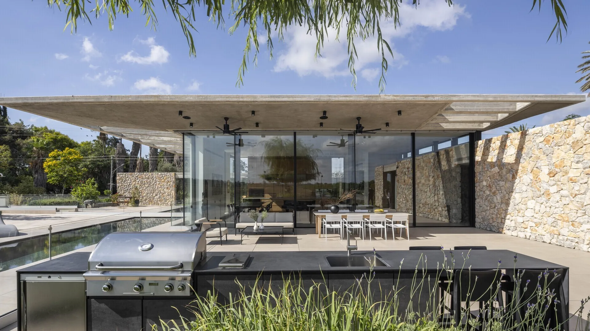 Home Project in Israel Outer View